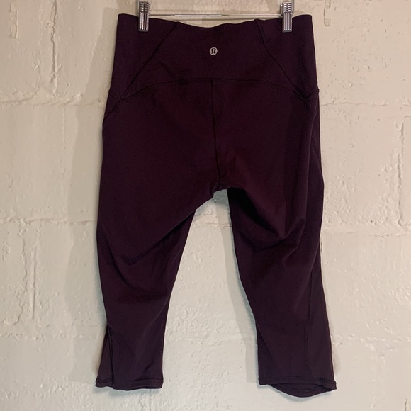 Lululemon Train Times 17” Crop Mesh Panel Leggings in Black Cherry Sz 8 - Picture 6 of 9